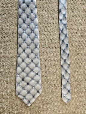 G.D. Grateful Dead Nineteeth Set Rainbow Full Of Sound silk tie circa 1996
